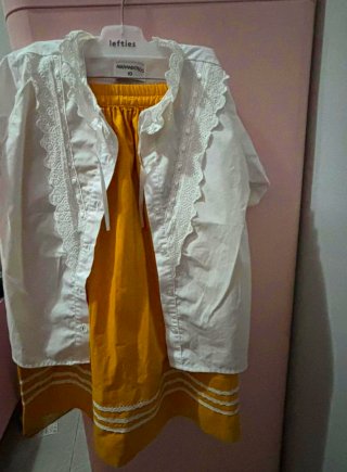 Conjunto Falda y Camisa Canaria Talla 10 años