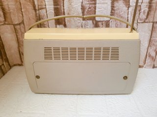 Radio antigua transistor vintage época baquelita