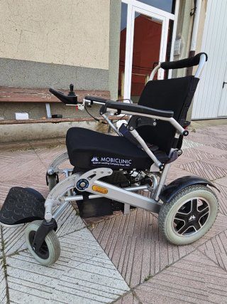 Silla de ruedas eléctrica.