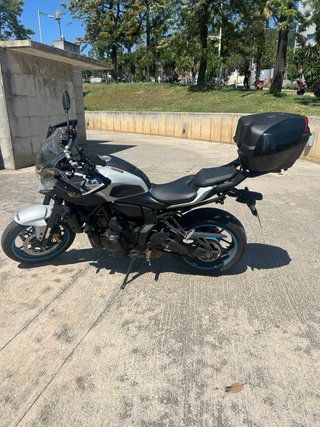 Yamaha MT-07 Y-AMT A2 Vendo por cambio a scooter
