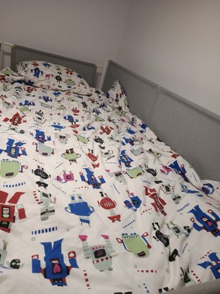 Cama alta Vitval Ikea con escritorio