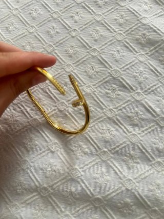 Pulsera estilo clavo con circonitas