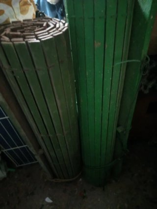 Cortinas o persianas de bambú y madera