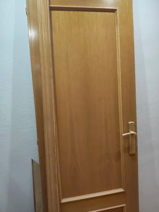 Puerta de madera