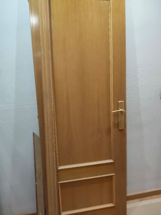 Puerta de madera