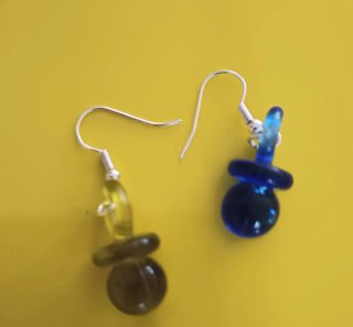 Colgante y pendientes chupete