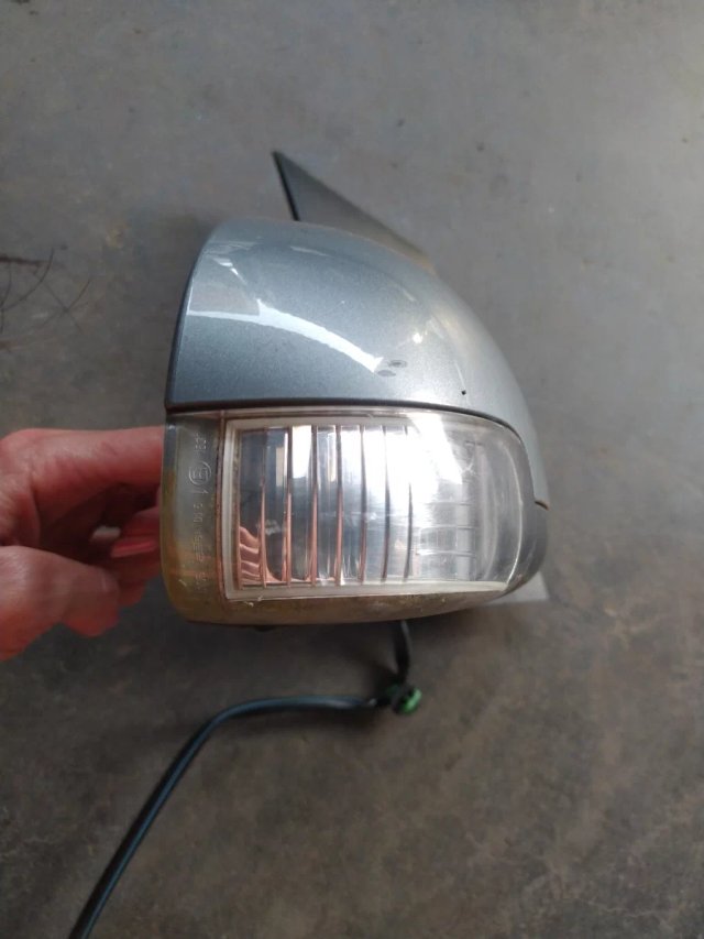 Retrovisor Derecho Touran