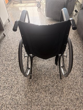 Silla de ruedas plegable