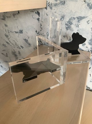 Coppia reggilibri cane plexiglass