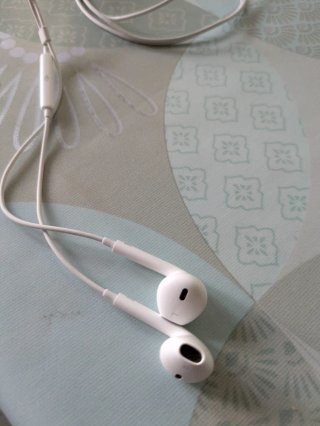 Auriculares Apple iPhone Blancos