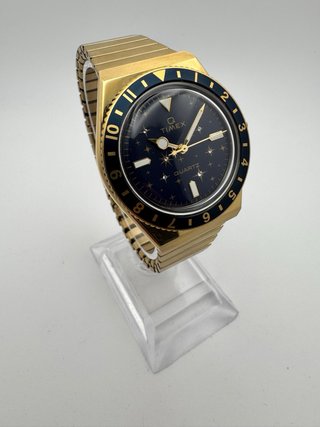 Reloj Timex Dorado y Azul