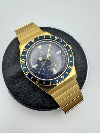 Reloj Timex Dorado y Azul