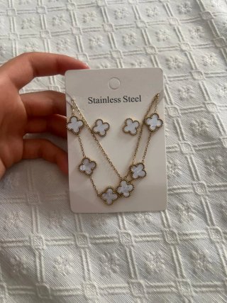 Conjunto de joyas de acero inoxidable