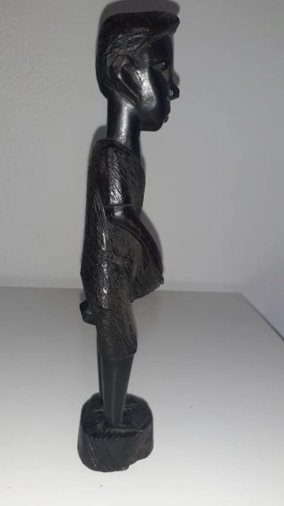 Escultura africana madera maciza