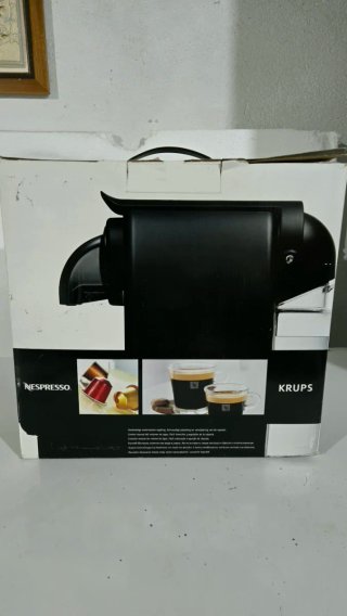 Cafetera Nespresso Krups Negra