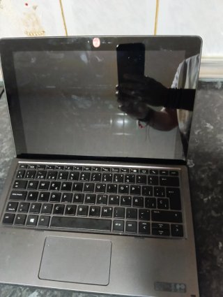 HP Pro x2 2-en-1 Tablet