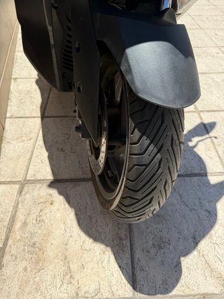 Yamaha Xmax 125 Iron Max Negra