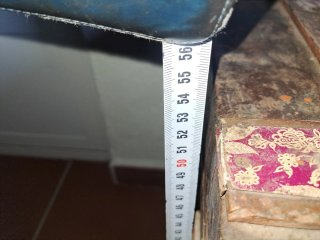 Baúl antiguo de madera, metal y tela