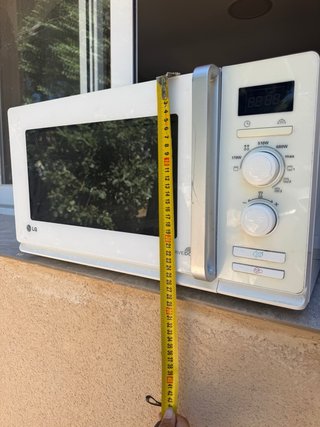 Microondas LG Blanco de gran capacidad