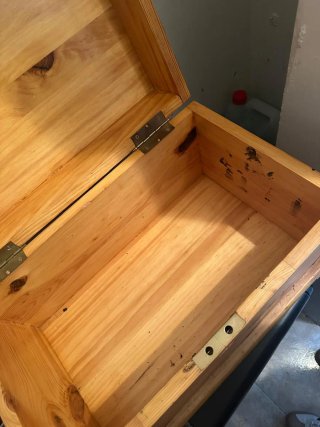 Baúl de madera artesanal