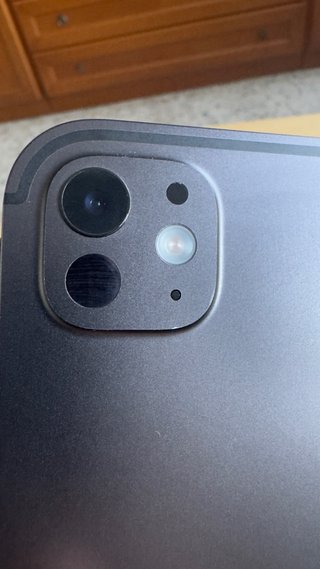 iPad Pro 11" M4 (2024) + Accesorios Premium