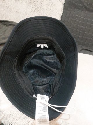 Gorro Adidas sin estrenar