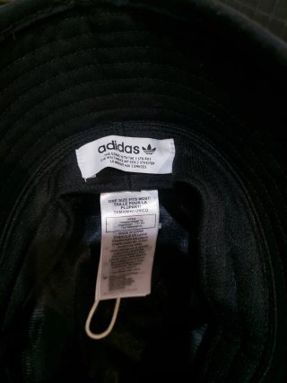 Gorro Adidas sin estrenar