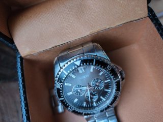 RELOJ GUESS HOMBRE.....50 EUROS