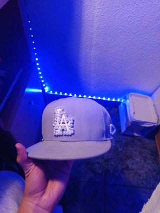 Gorra LA con perlas