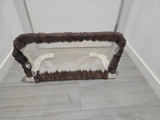 Barrera de protección para cama infantil