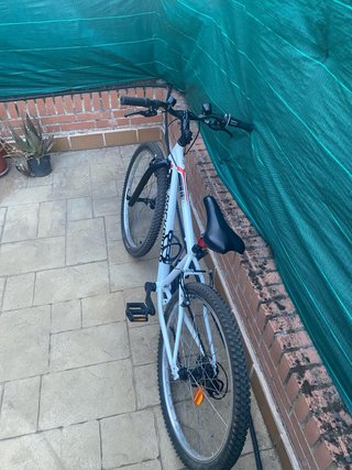 Bicicleta Montaña 24 Rockrider (Nueva)
