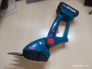 Cortasetos Eléctrico con Batería y Cargador