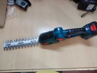 Cortasetos Eléctrico con Batería y Cargador