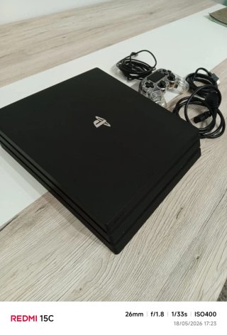 Consola PlayStation 4 Pro 1TB Negra