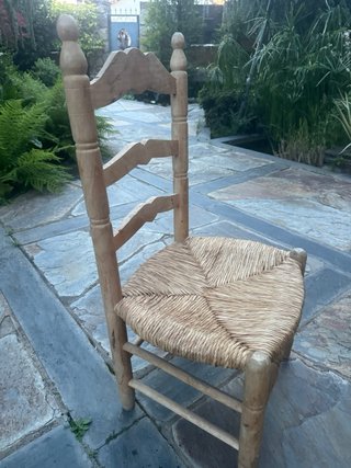 Silla Nea de madera y ratán