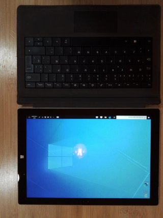 Tablet Microsoft Surface con Teclado Negro