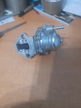 Bomba de gasolina Seat 600 E/D