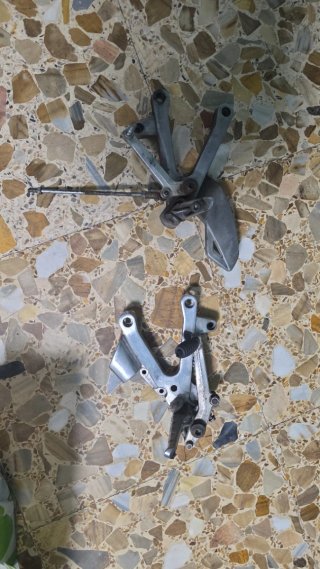 Reposapiés Aprilia RS 125 2T 2007