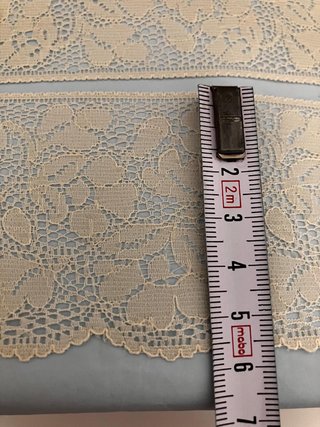 Encaje de nylon beige