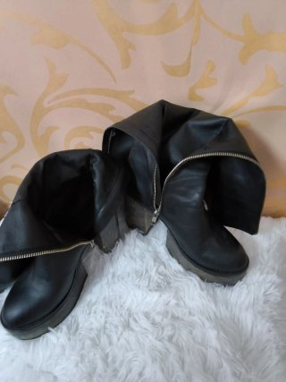 Botas altas negras con plataforma