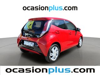 Toyota Aygo 1.0 70 x-play 51 kW (69 CV)