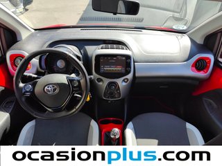 Toyota Aygo 1.0 70 x-play 51 kW (69 CV)