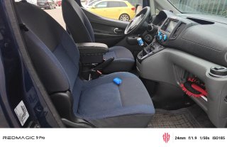 Nissan NV200 2011