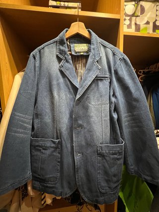 Cazadora vaquera estilo blazer