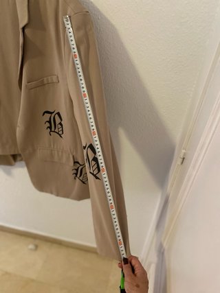 Traje beige