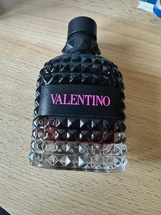 Valentino Uomo Born in Roma Intense Eau de Parfum