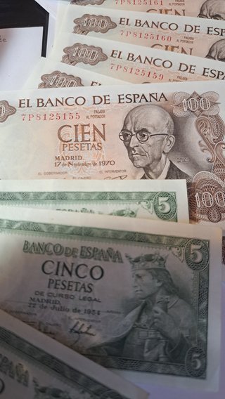 Billetes 100 y 5 Pesetas España 1970 y 1954