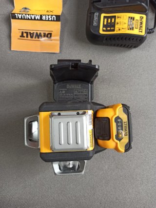 Nivel Láser DeWalt Autonivelante Verde