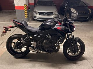 Kawasaki Z650 A2 2023 Negra