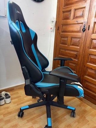 Silla Gaming Newskill Negra y Azul